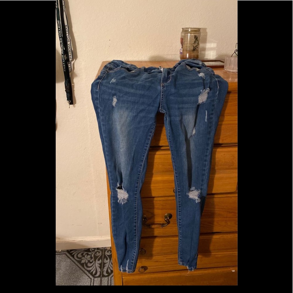 High waisted jeans